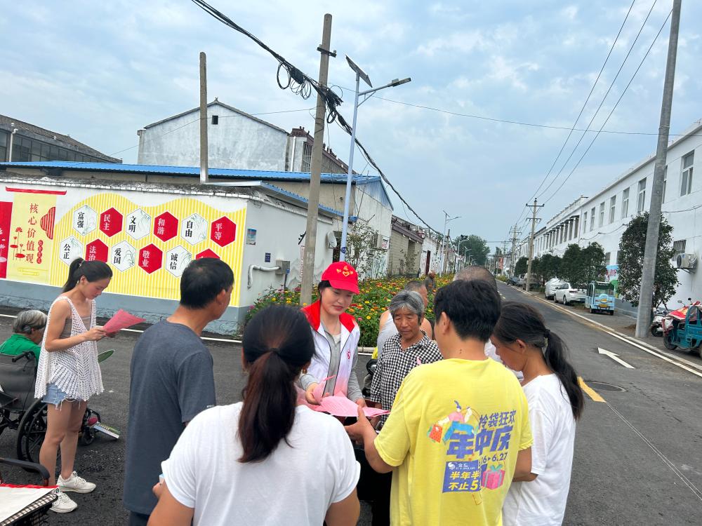 朔里镇蒋庄村为垃圾找朋友圈文明你我同行