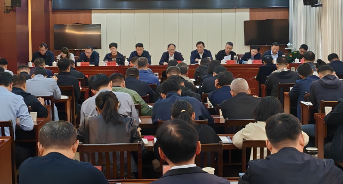 区委常委会扩大会议召开