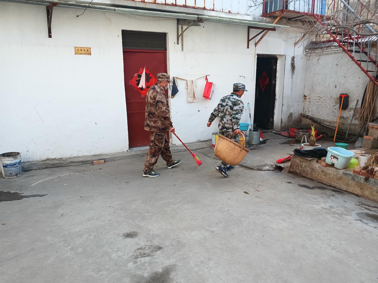 高岳街道退役军人服务站开展学雷锋志愿服务活动_杜集区人民政府