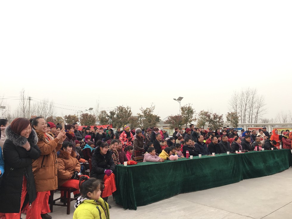 朔里镇"宣传十九大 文艺进基层"走进葛塘村 乡村春晚 热闹上演_杜集区